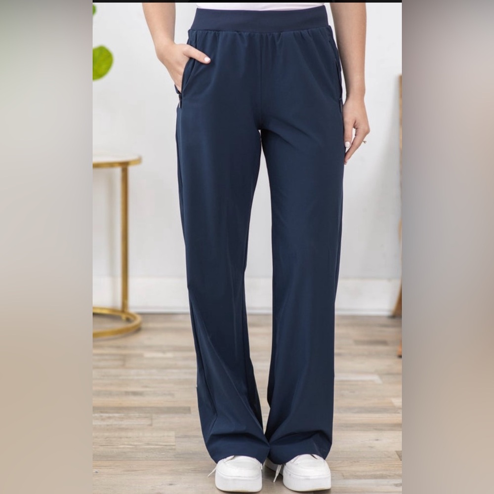 NWOT RAE MODE Navy Woven Straight Leg Pants